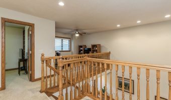 127 SW 36th Ln, Ankeny, IA 50023