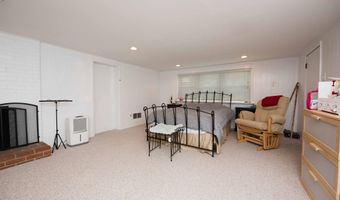 6789 LITTLE FALLS Rd, Arlington, VA 22213