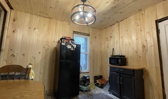 46 Iceland St, Berlin, NH 03570