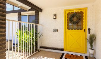 2104 N Pennington Dr, Chandler, AZ 85224