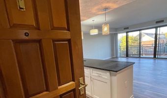 1530 KEY Blvd 326, Arlington, VA 22209