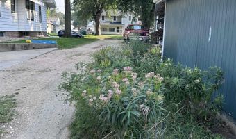 709 N St, Aurora, NE 68818