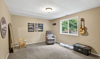 14150 S CANYON RIDGE Dr, Oregon City, OR 97045