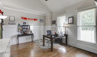 1373 Mountain Lake Dr, Auburn, GA 30011