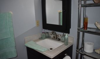 7625 Orchard Village Dr, Indianapolis, IN 46217