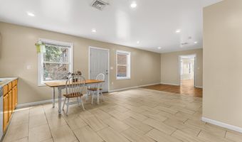 196 5th St, Bridgeport, CT 06607