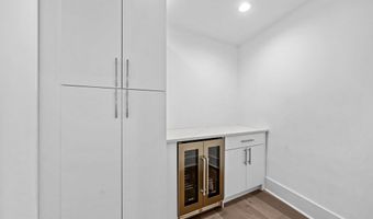 308 FOUNTAIN St, Philadelphia, PA 19128