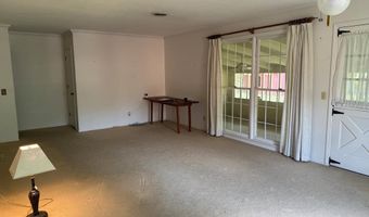 2611 PINE VALLEY Rd, Albany, GA 31707