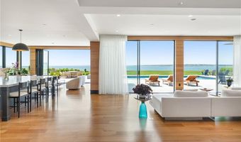 511 Ocean Ave, Newport, RI 02840