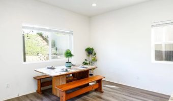 310 Falabella Ln, Fallbrook, CA 92028