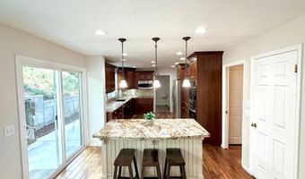 910 WOODLAND HILLS Cir, Bountiful, UT 84010
