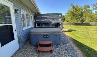 4686 Knickerbocker Cir, Ashtabula, OH 44004