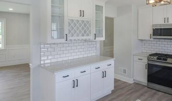 156 Cliffwood Ave, Aberdeen, NJ 07721