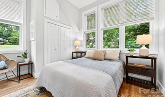 174 Morningside Dr, Asheville, NC 28806