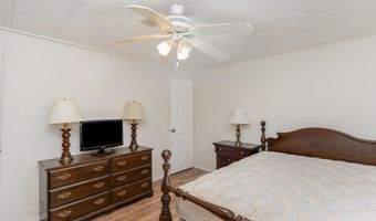 637 Wedelia Dr, Barefoot Bay, FL 32976