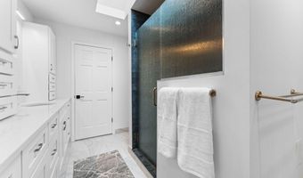 709 N 5th Ave, Ann Arbor, MI 48104