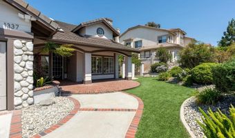 1337 Oak View Way, Escondido, CA 92029
