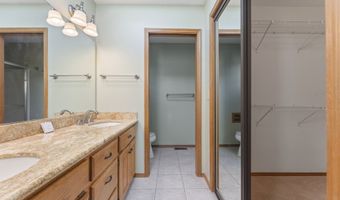16808 NW YORKTOWN Dr, Beaverton, OR 97006