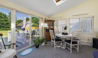 500 Third Beach Rd, Middletown, RI 02842