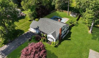 24 Kirkbrae Dr, Lincoln, RI 02865