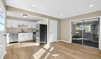 2185 Stahl Rd, Akron, OH 44319