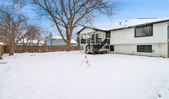 404 22nd Ave SW, Altoona, IA 50009
