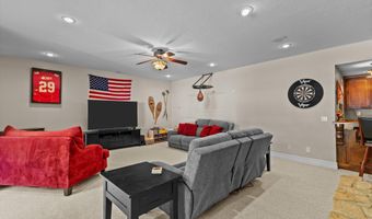 21194 Lawrence 2230, Aurora, MO 65605