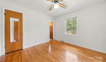 5115 Carriage Drive Cir, Charlotte, NC 28205