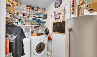 60 Walnut St, Beachwood, NJ 08722