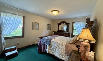 6 Bennett Ter, Ansonia, CT 06401