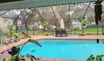 909 HEATHERBROOK Dr, Auburndale, FL 33823