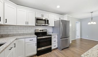 145 Pecan Ln, Aberdeen, NC 28315