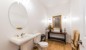 5401 Pinnacle Ct, Ann Arbor, MI 48108