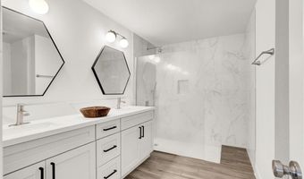 1600 Eaton Dr, Las Vegas, NV 89102