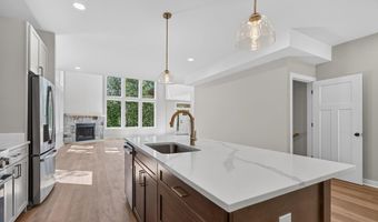 88 MALLARD Dr, Basye, VA 22810