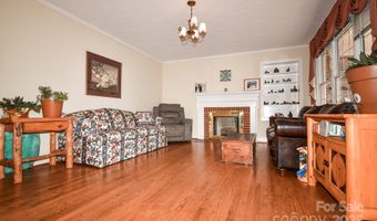 3048 Timrod Rd, Bethune, SC 29009