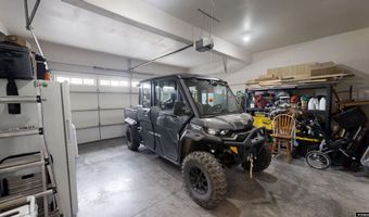 6015 Overlook Way, Mills, WY 82604