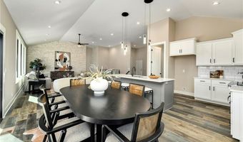 20322 166th St, Basehor, KS 66007