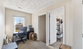 18 Francis St, Coventry, RI 02816