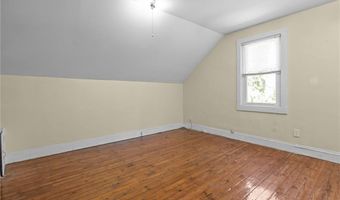 217 Bay View Ave, Cranston, RI 02905