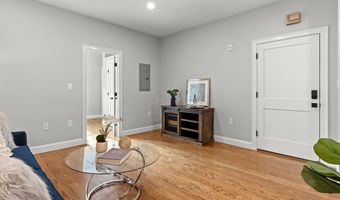 316 Princeton St 2, Boston, MA 02128