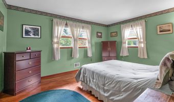224 Tiller Ave, Beachwood, NJ 08722