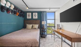 20379 W Country Club Dr 2333, Aventura, FL 33180