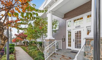 4163 S FOUR MILE RUN Dr 301, Arlington, VA 22204