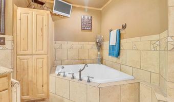 1010 NW 7th St, Andrews, TX 79714