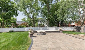 3208 E 18TH Pl, Davenport, IA 52803