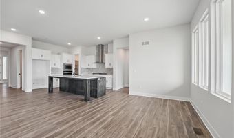 1617 Grayhawk Dr, Basehor, KS 66007