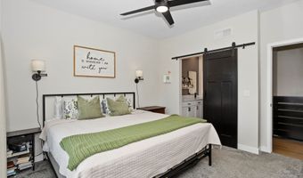 2203 Barry Dr, Adel, IA 50003