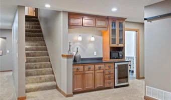 15224 Swallow St NW, Andover, MN 55304