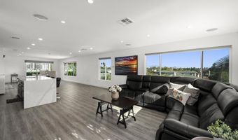 3120 Poe St, San Diego, CA 92106